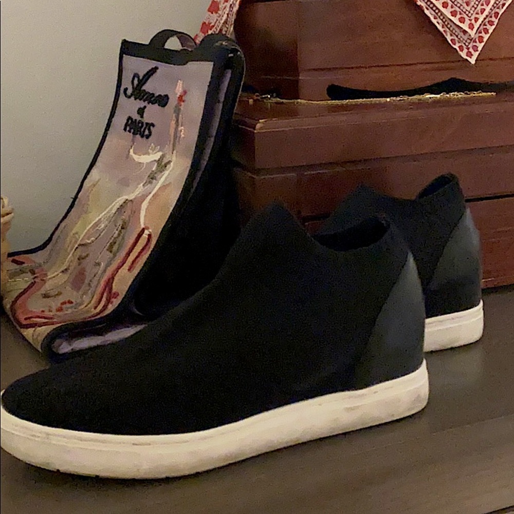 Black Steve Madden Sneakers